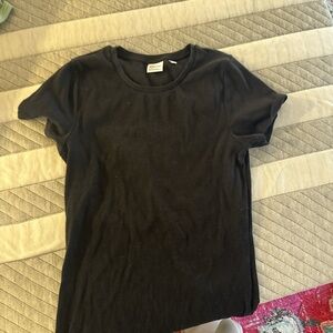Aritzia basic T-shirt